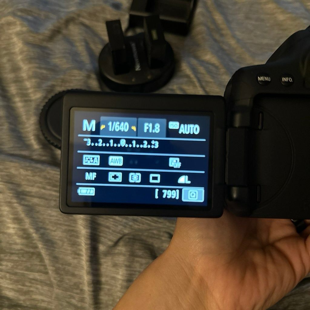 🍇 ₊˚💜 Canon EOS Rebel T6i Digital Camera 🎀📷