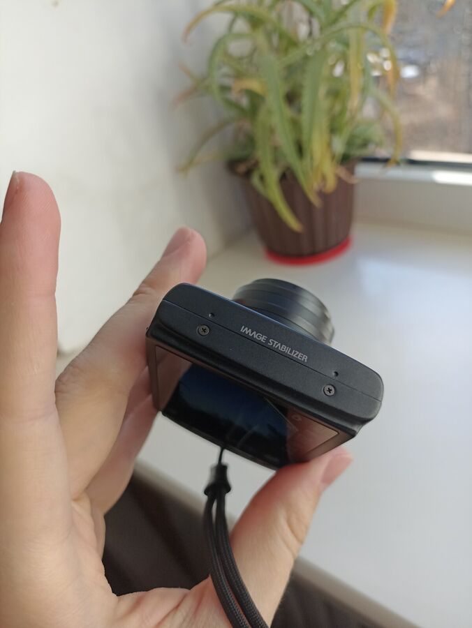 Canon PowerShot ELPH 110 HS Black 16.0MP Digital Camera