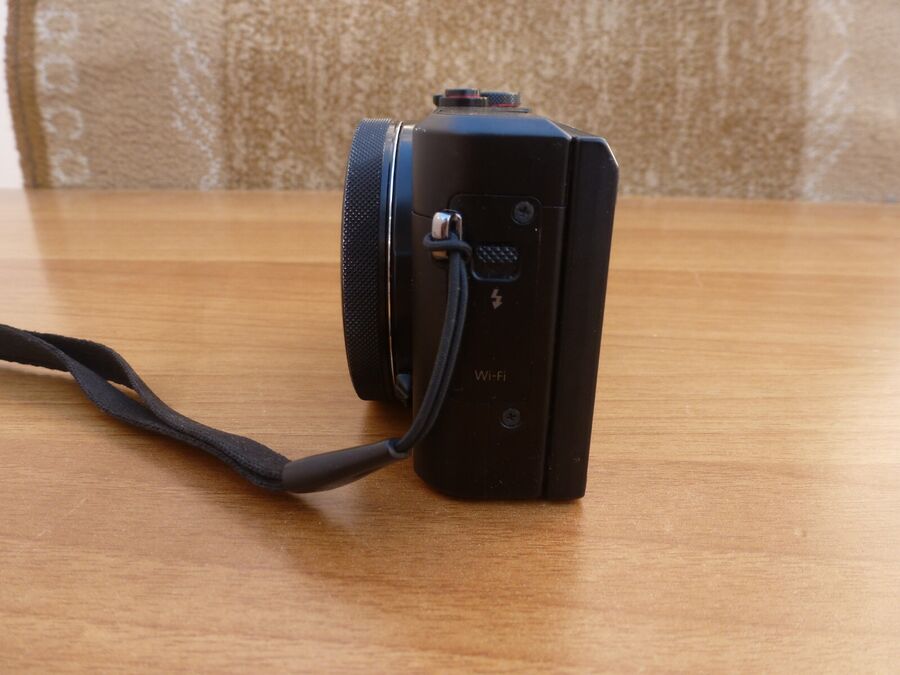 Canon PowerShot G7 X Mark II 20.1MP Compact Camera - Black