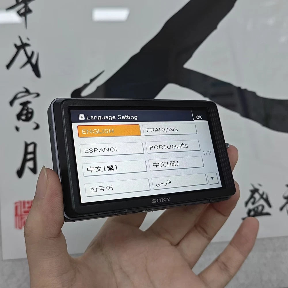 🔘 MINIMALIST GRAIL // Brushed Grey Sony Cyber-shot DSC-T700 📂 4GB Internal Memory