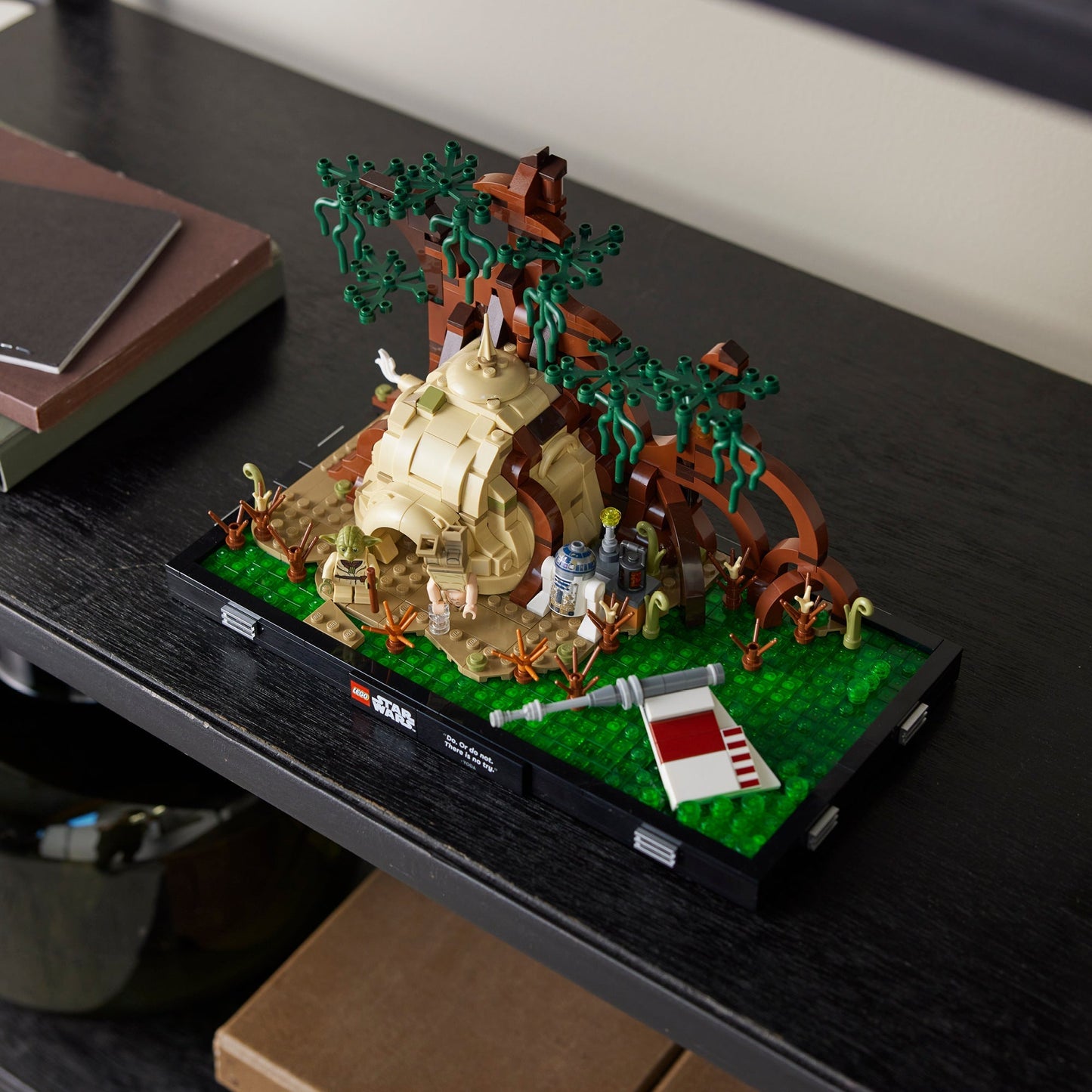 LEGO® Star Wars™ Dagobah™ Jedi™ Training Diorama