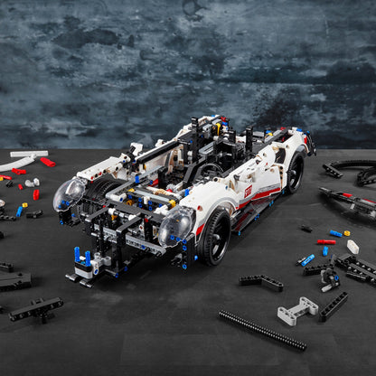 LEGO® Technic™ 42096 Porsche 911 RSR