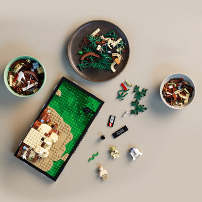 LEGO® Star Wars™ Dagobah™ Jedi™ Training Diorama