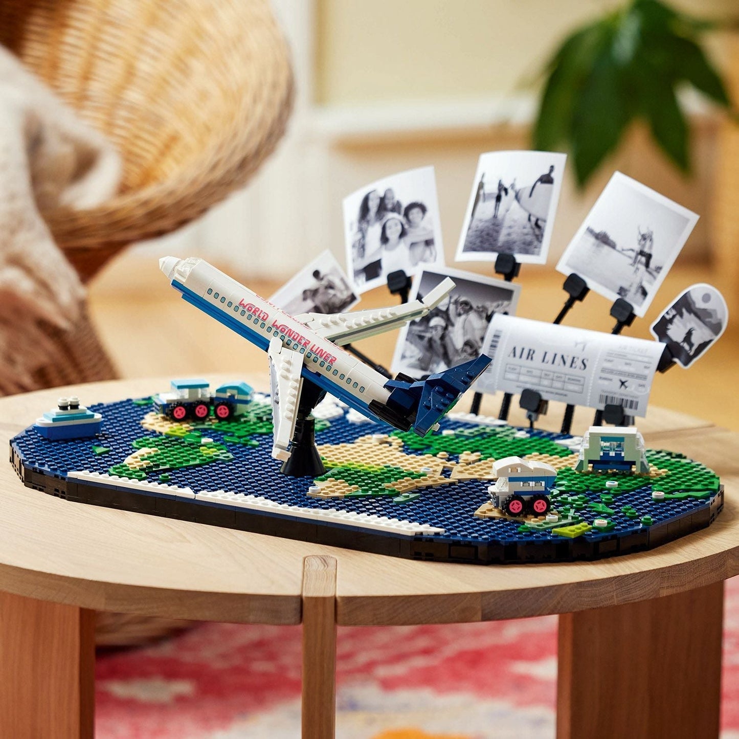 LEGO® Travel Moments