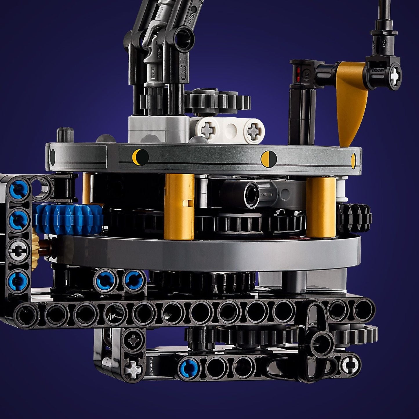 LEGO® Technic™ Planet Earth and Moon in Orbit