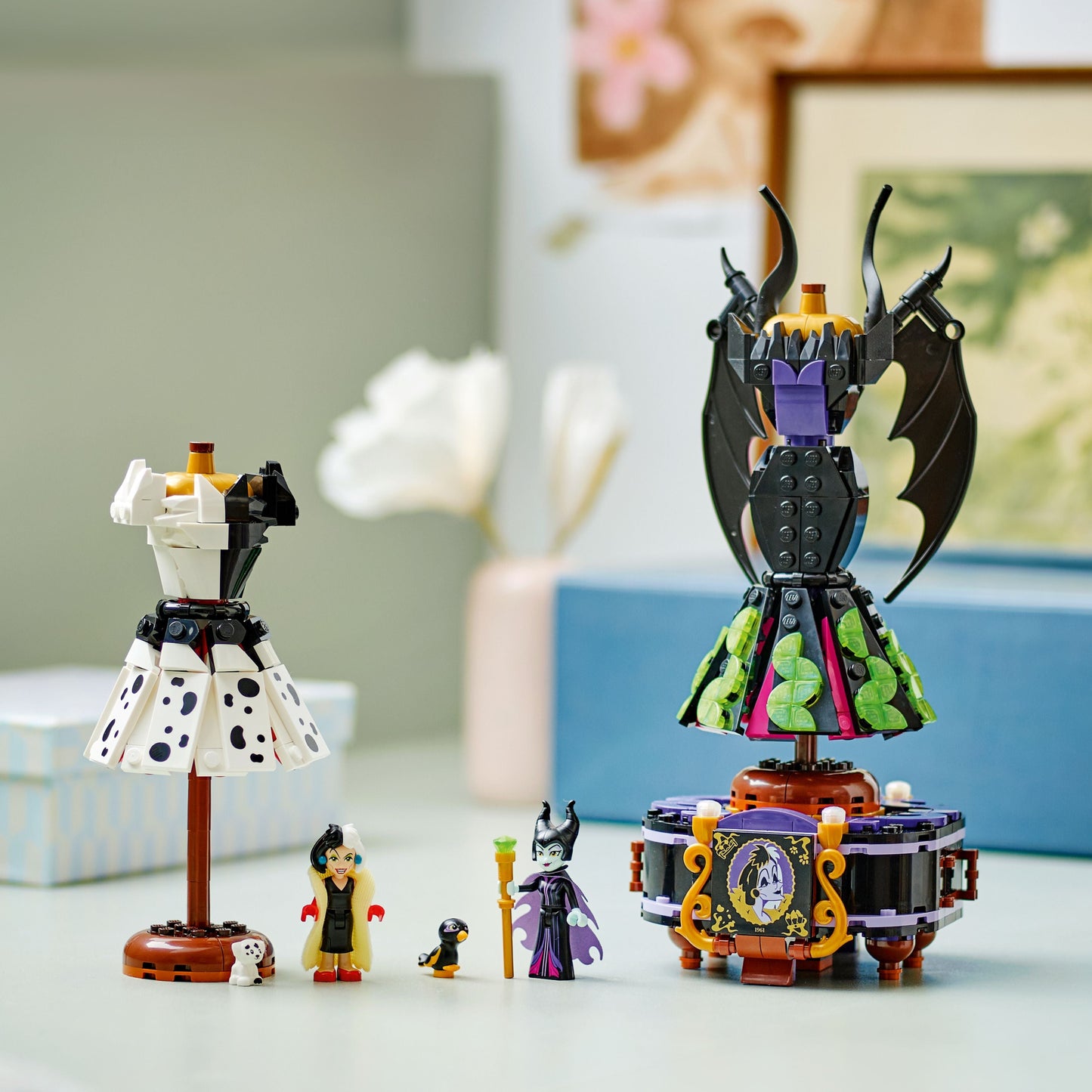 43262 Maleficent's and Cruella De'Vils Dresses