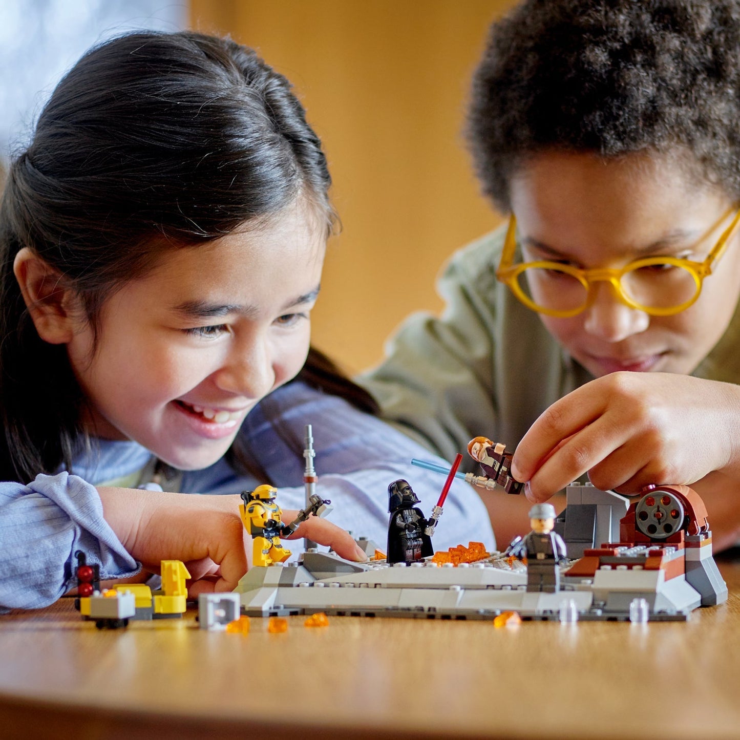 LEGO® Star Wars™ Obi-Wan Kenobi™ vs. Darth Vader™