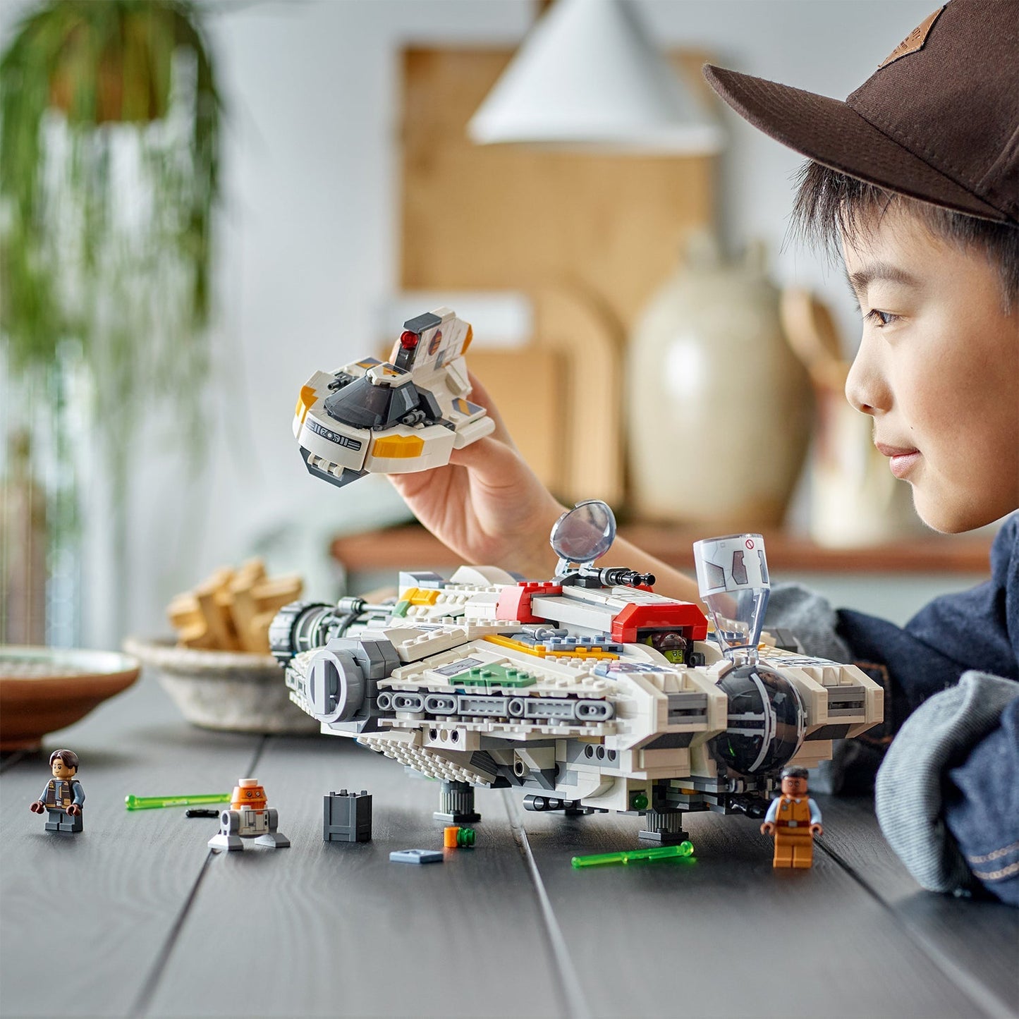 LEGO® Star Wars™ Ghost & Phantom II