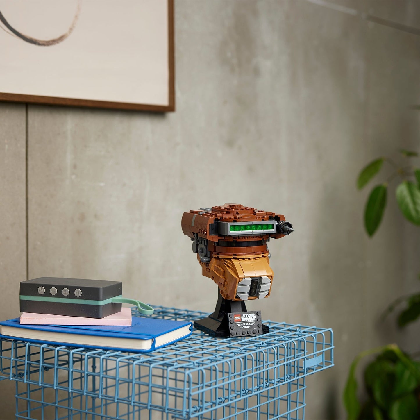 LEGO® Star Wars™ Princess Leia™ (Boushh™) Helmet