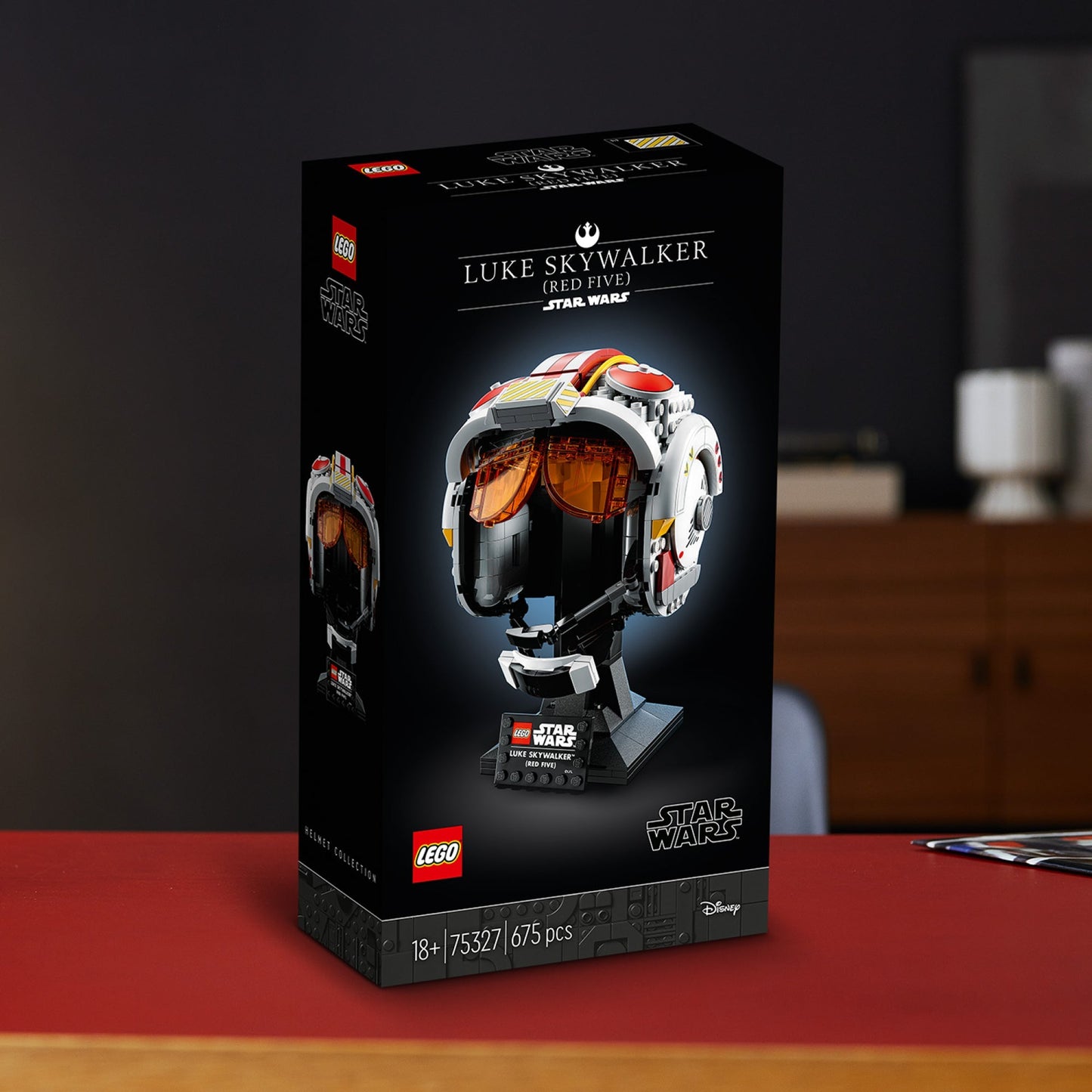 LEGO® Star Wars™ Luke Skywalker (Red Five) Helmet