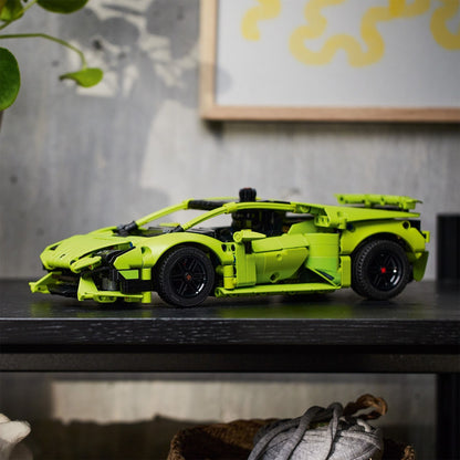 LEGO® TECHNIC™ Lamborghini Huracán Tecnica