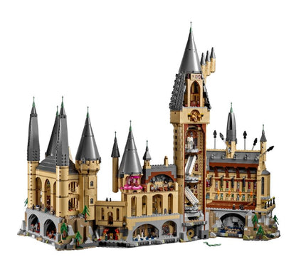 71043 Hogwarts™ Castle