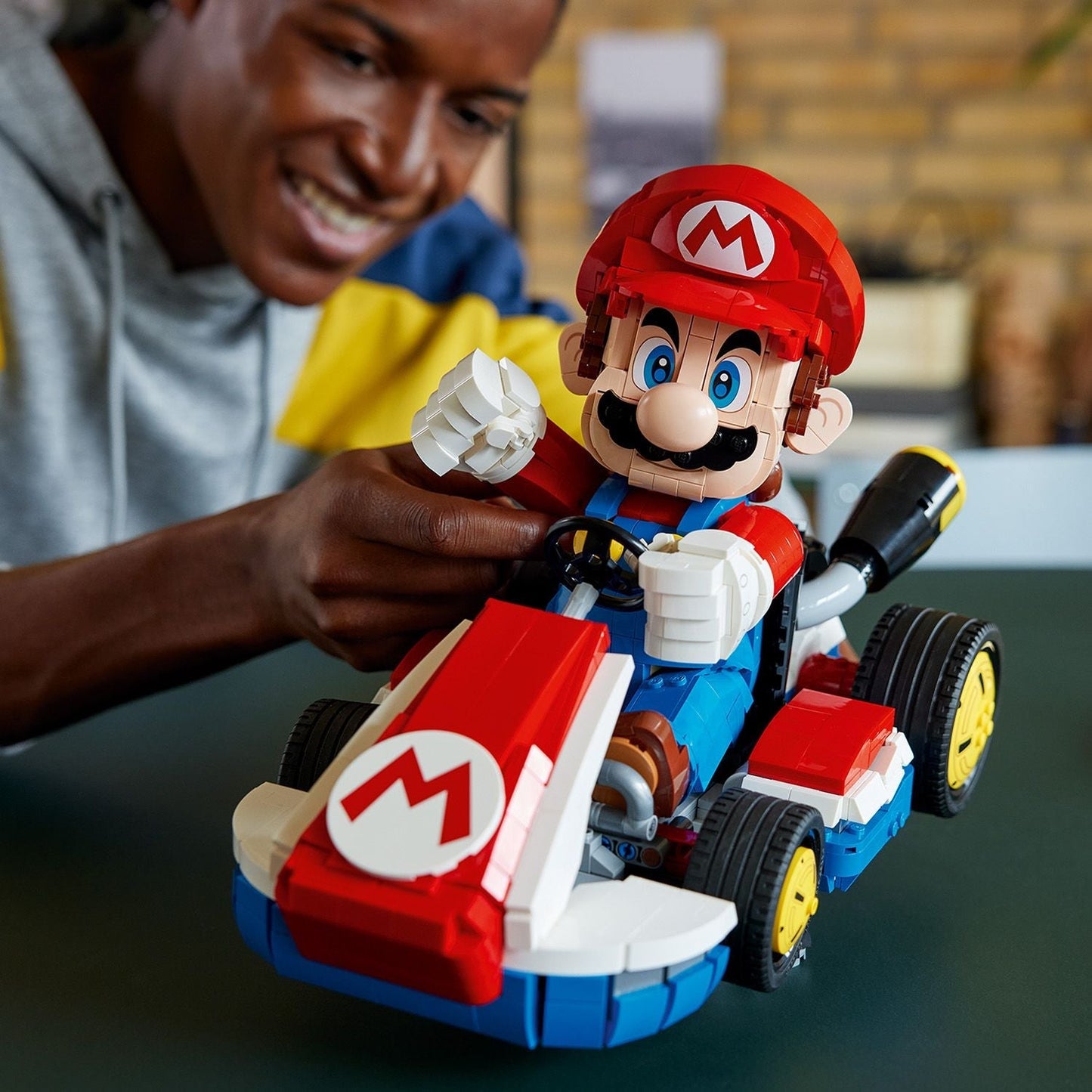 LEGO® Super Mario™: Mario Kart™ – Mario & Standard Kart