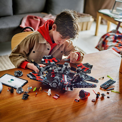 LEGO® Star Wars™ The Dark Falcon