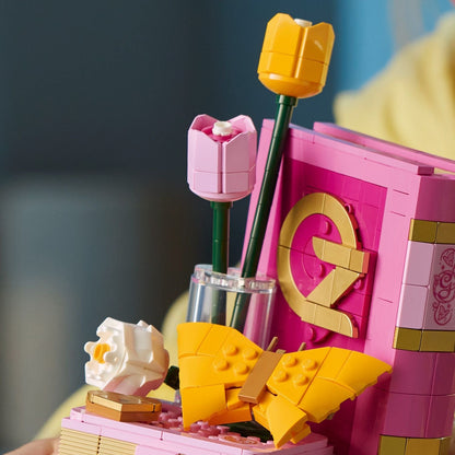 LEGO® Wicked Glinda & Elphaba Bookends