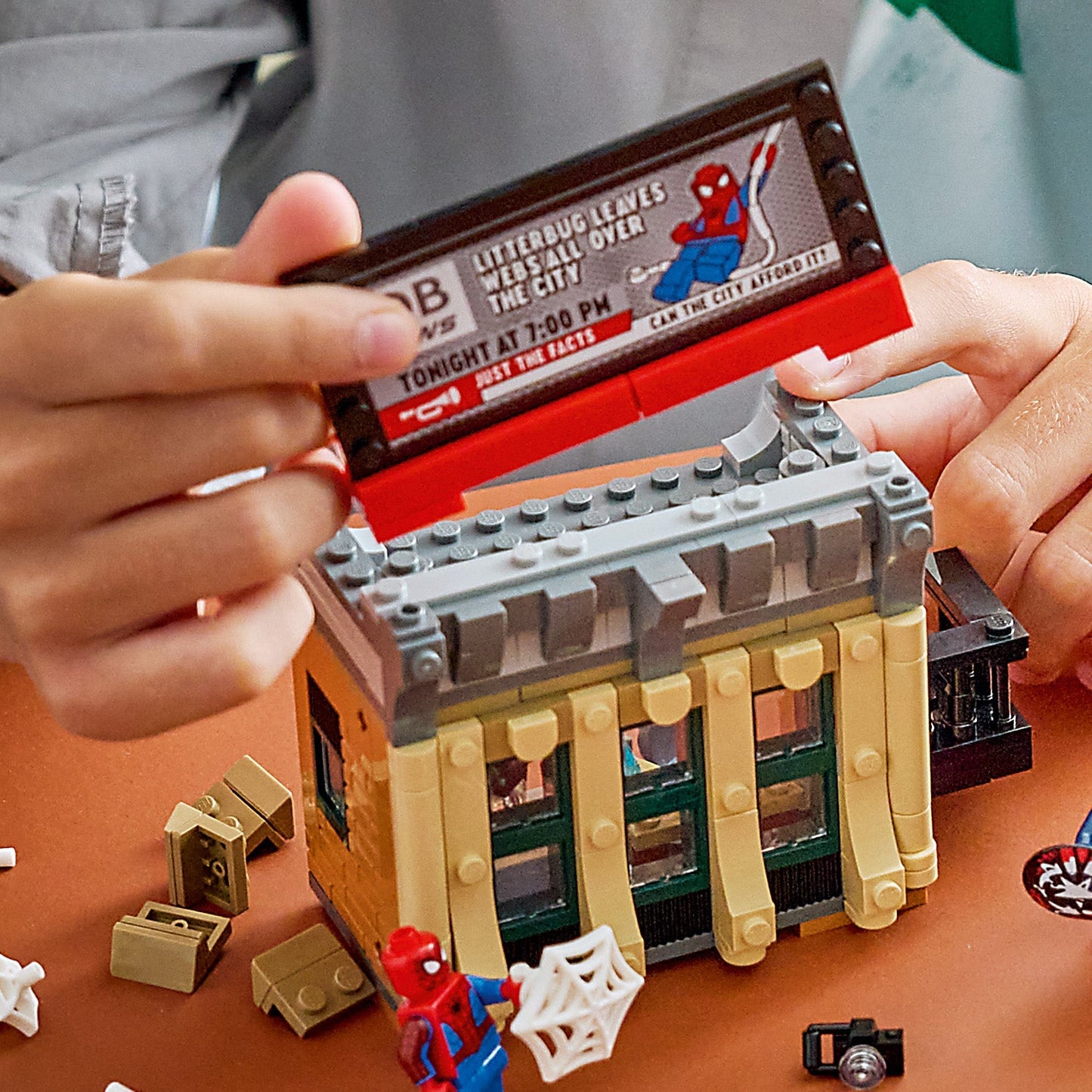 LEGO® | Marvel Spider-Man vs. Mysterio: The Daily Bugle