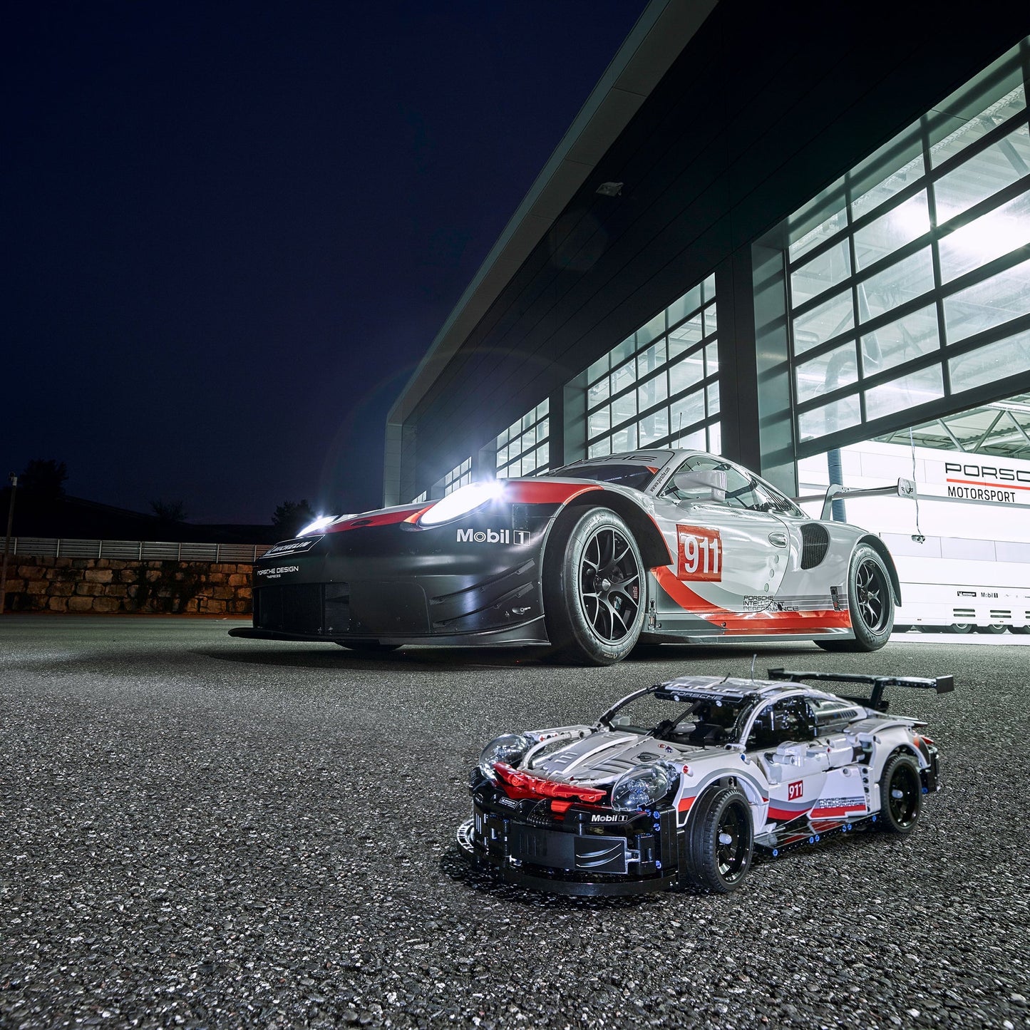 LEGO® Technic™ 42096 Porsche 911 RSR