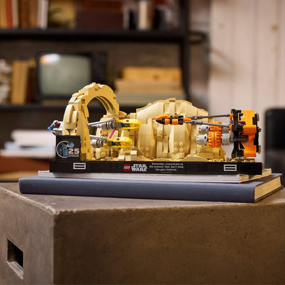 LEGO® Star Wars™ Mos Espa Podrace™ Diorama