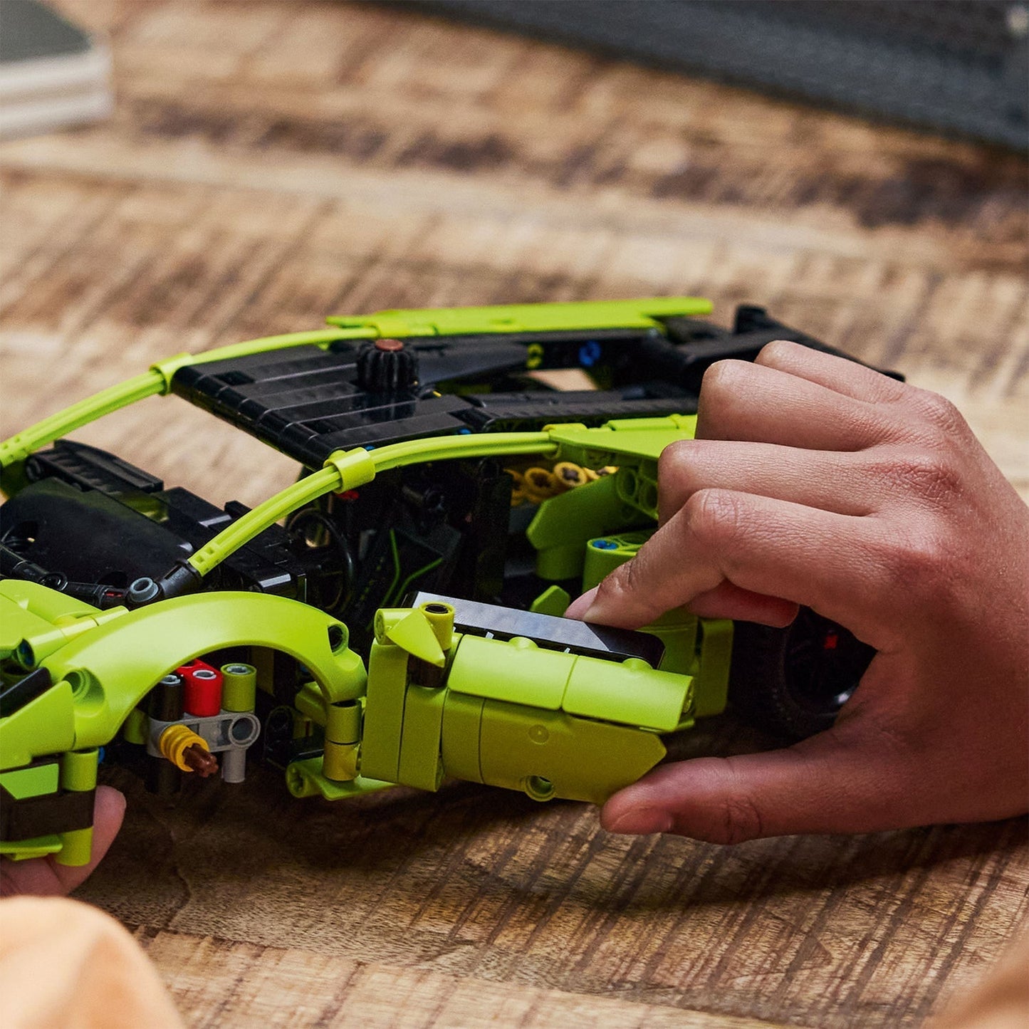 LEGO® TECHNIC™ Lamborghini Huracán Tecnica