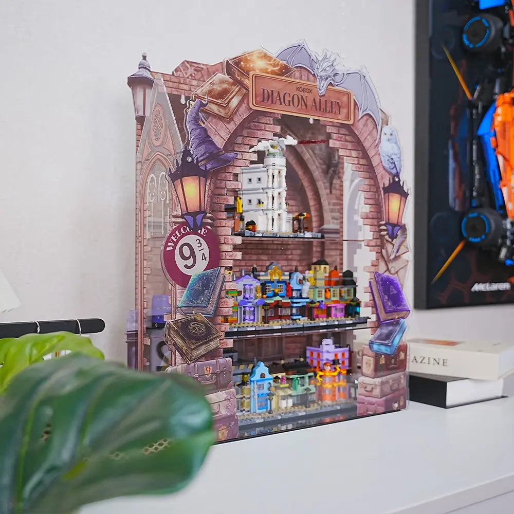 LEGO™Show Case For Diagon Alley™ Wizarding Shops PLUS (76444)