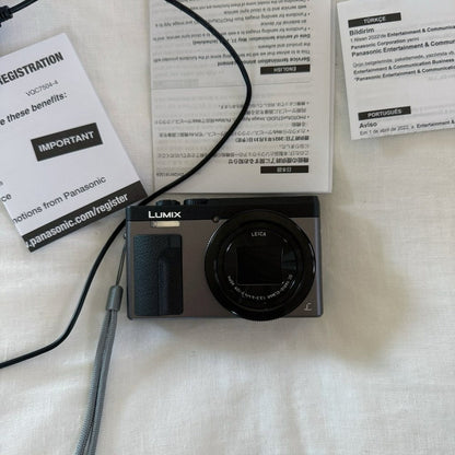 🍇 🎀 Panasonic Lumix DC-ZS70 4K Digital Camera (Silver) 📷