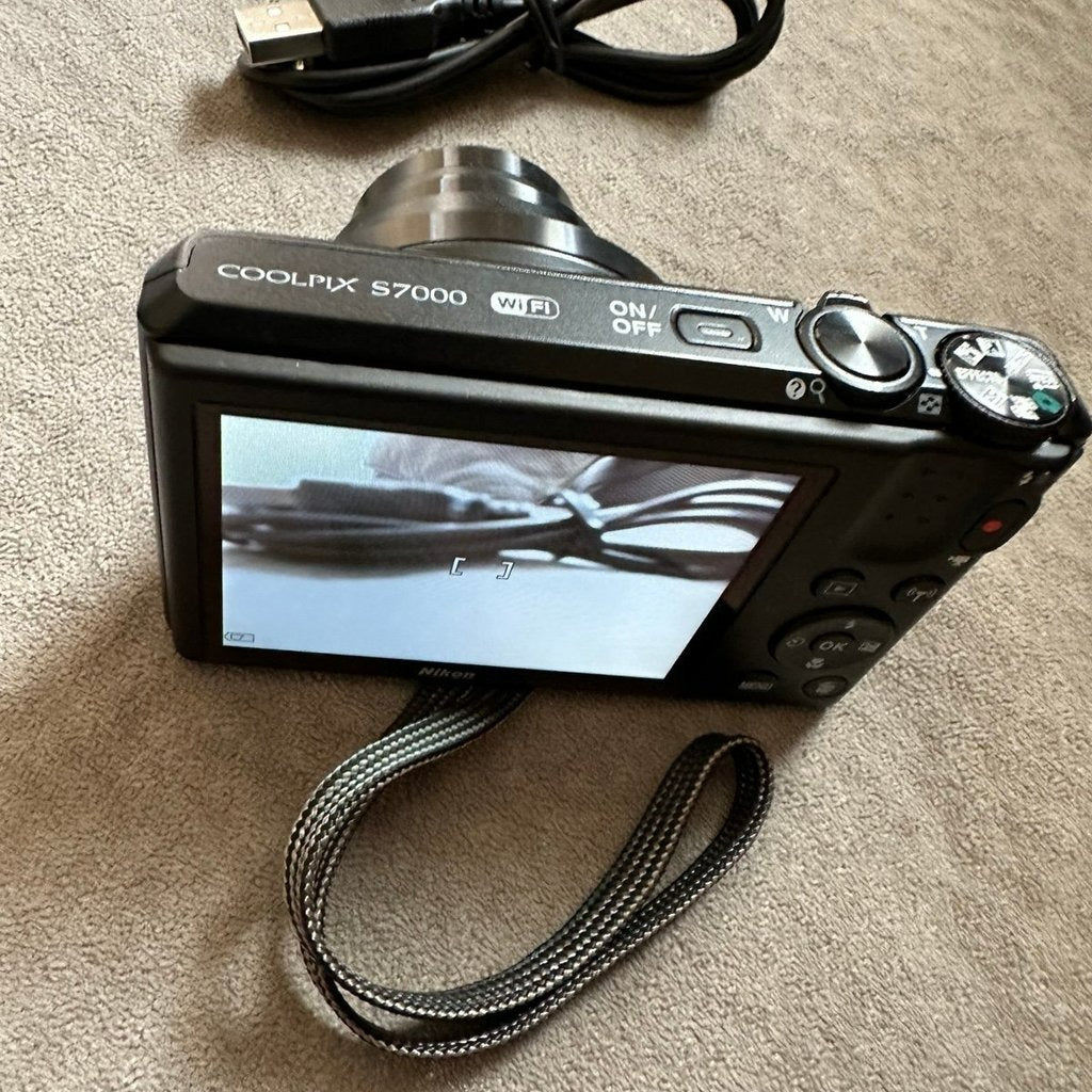 🍇 ₊˚💜 Nikon COOLPIX S7000 16 MP Compact Digital Camera (Black) 🍥 🎀📷