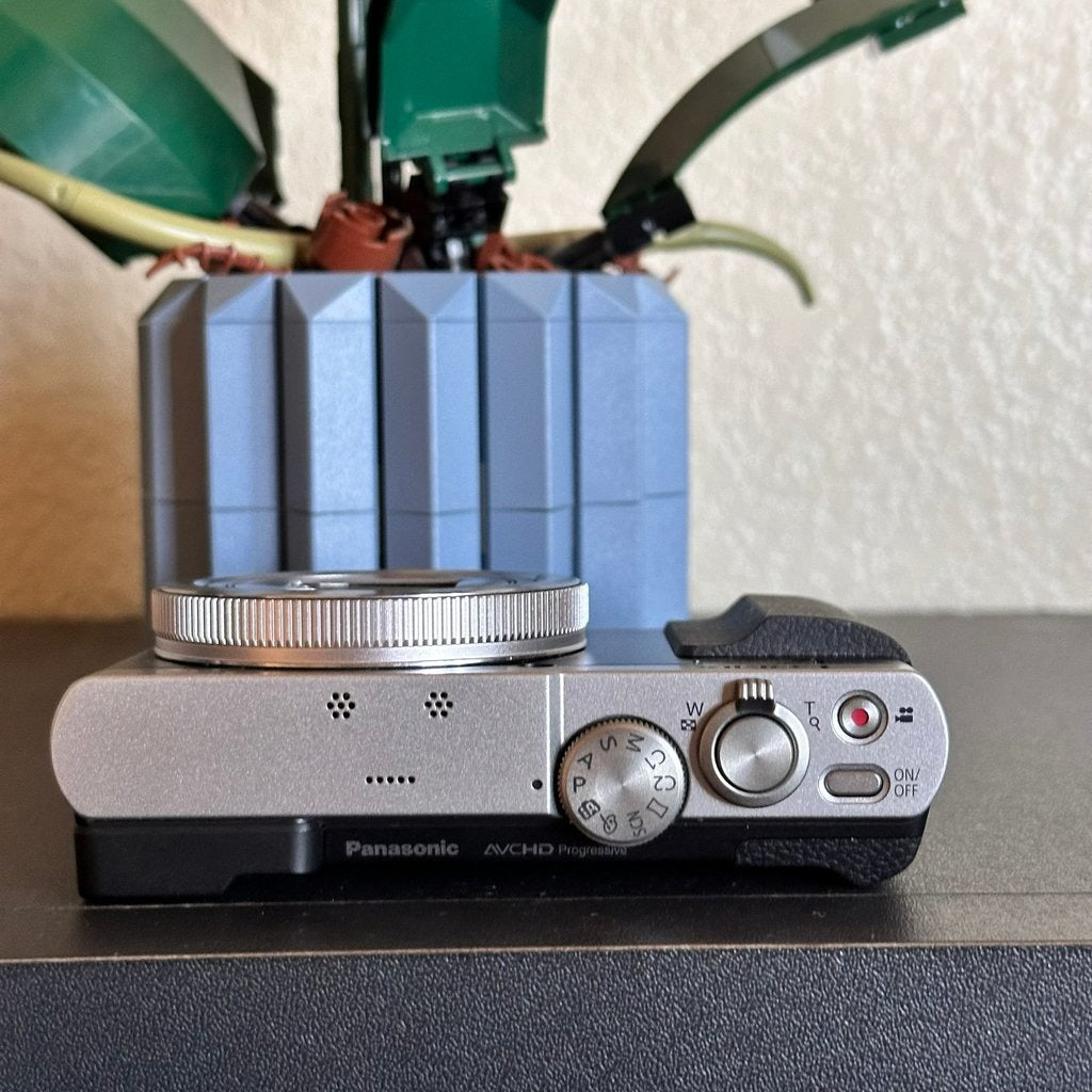 Used Panasonic Lumix DMC-ZS50 Digital Camera (Silver) | 12.1MP 📸✨