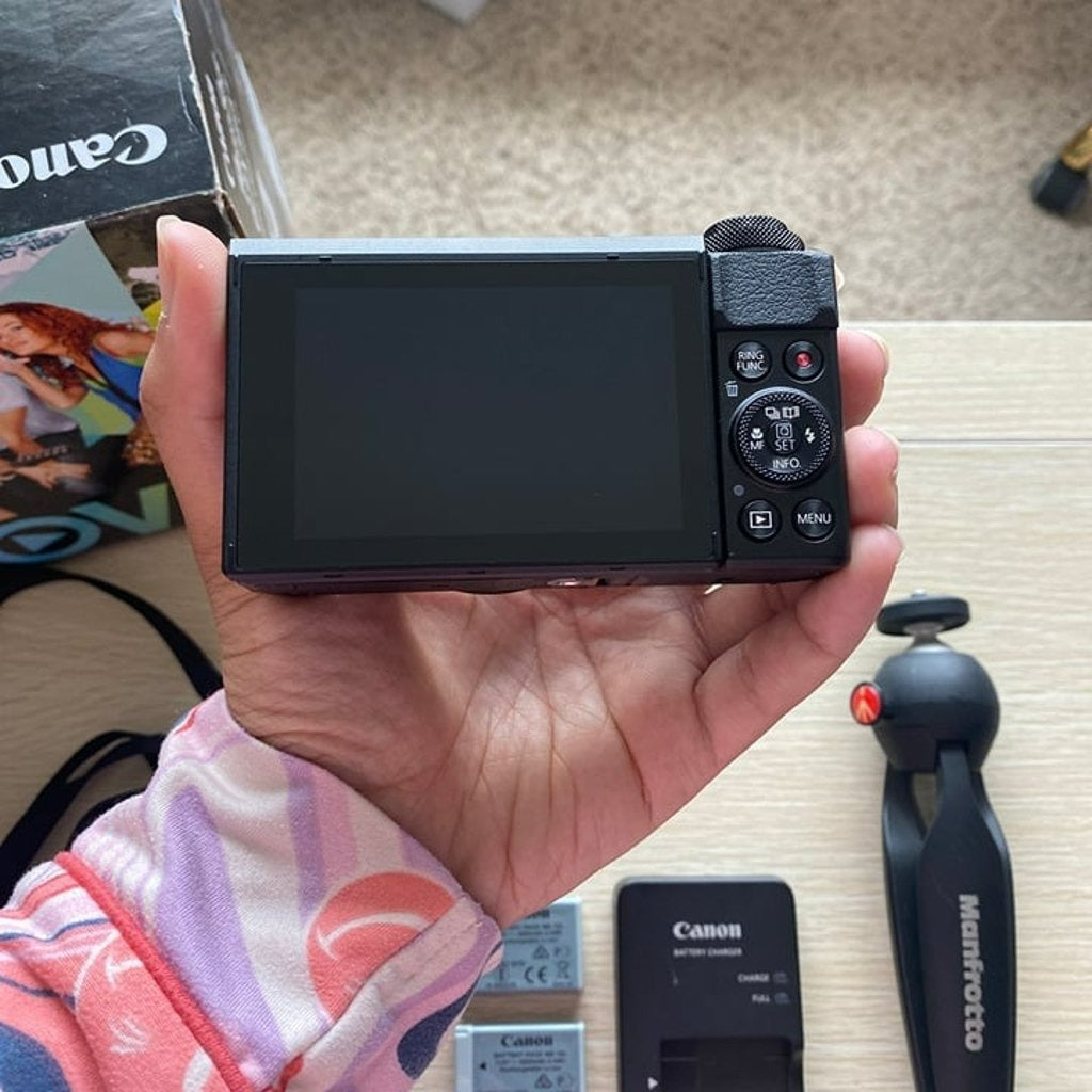 Used 🍇₊˚💜 Canon PowerShot G7X Mark II Digital Camera Video Creator Kit Bundle 🍥🎀📷