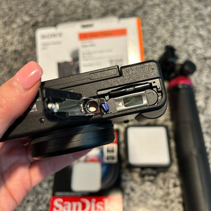 Used 🍇 ₊˚💜 Sony ZV-1 Digital Camera (Black)