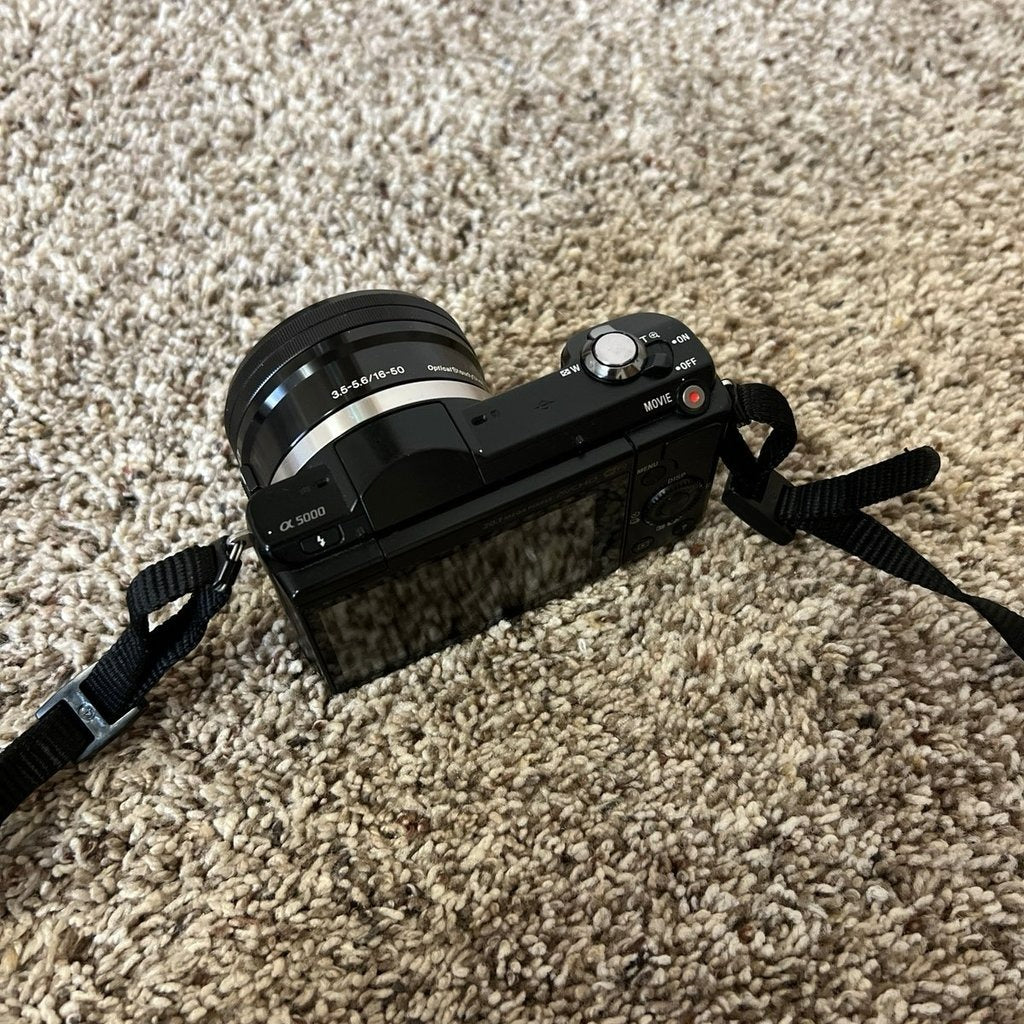 Used Sony A5000 Mirrorless Camera | 20.1MP 🍇📷