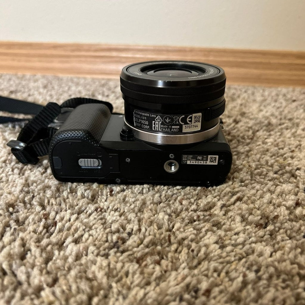 Used Sony A5000 Mirrorless Camera | 20.1MP 🍇📷