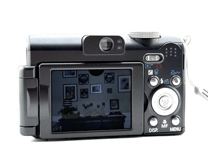 Canon PowerShot A640 Digital Camera Gray 10MP 4x Zoom