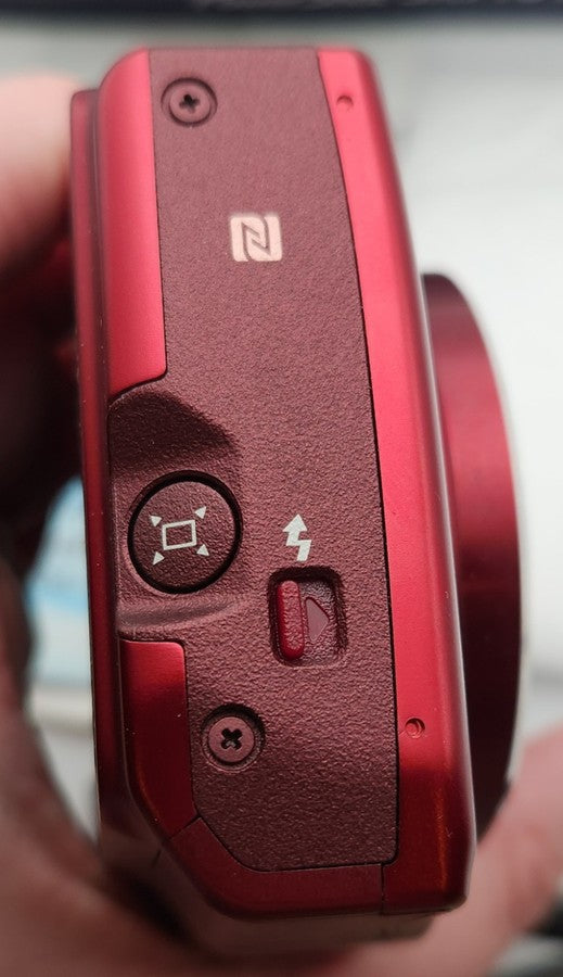 Canon PowerShot SX710 HS Compact Digital Camera Red Near Mint with Box