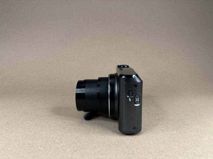 Canon PowerShot SX720 HS 20.3MP Digital Camera - Black (Body Only) with Cracked Screen