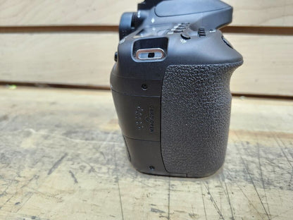 Canon EOS 80D with Canon Zoom Lens 18-55mm & 55-250mm & Accessories