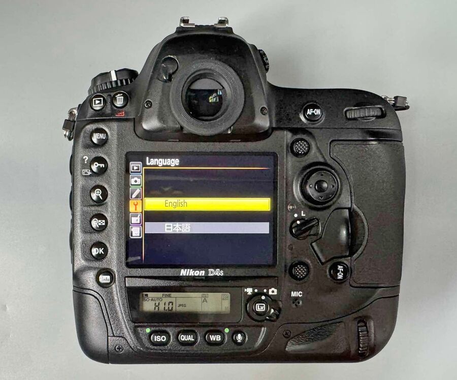 Nikon D4S 16.2MP Digital SLR Camera Body