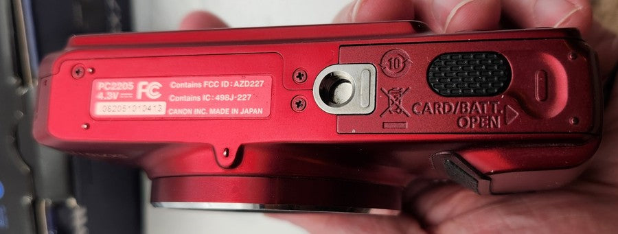 Canon PowerShot SX710 HS Compact Digital Camera Red Near Mint with Box