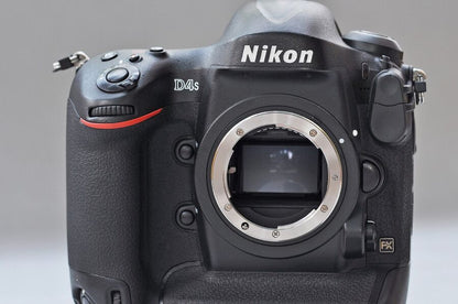 Nikon D4S 16.2MP Digital SLR Camera Body