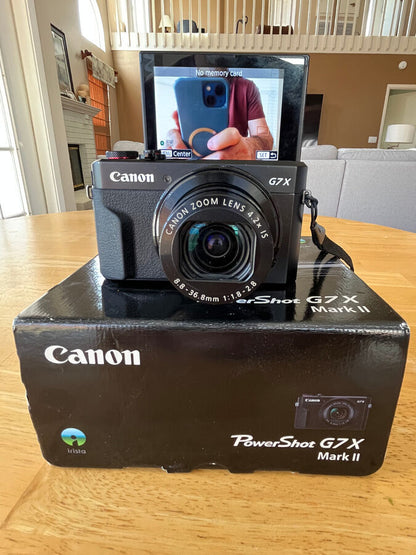 Canon G7x Mark II 20.1MP Digital Camera 4.2x Optical Zoom Full-HD BUNDLE