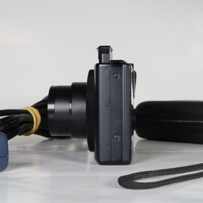 Canon PowerShot S110 12.1 MP Digital Camera Black with Case and SD Card - Excellent Condition