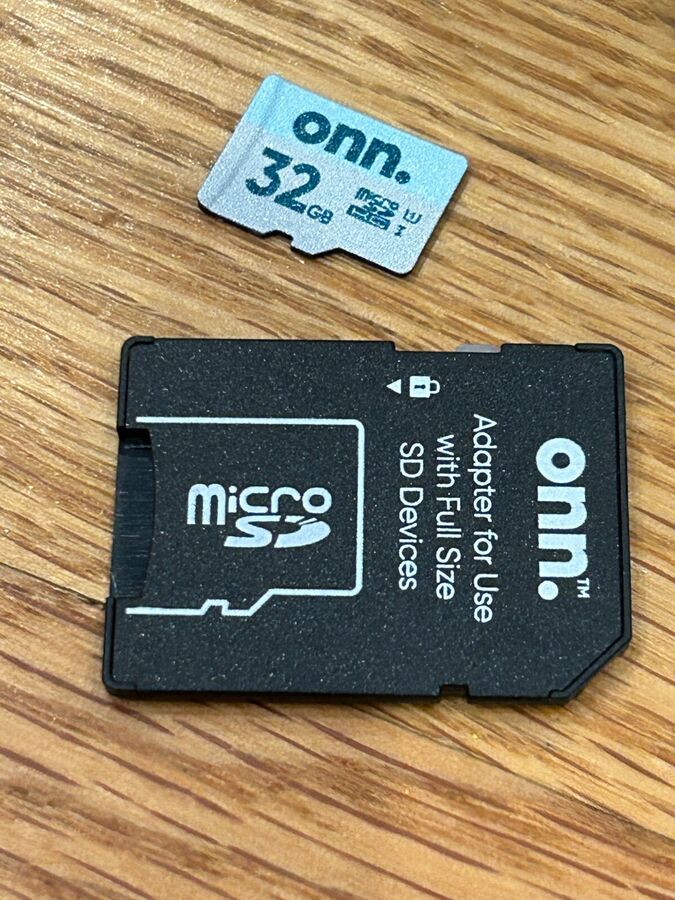 Sony ZV-1F Digital Vlog Camera Wide Angle Swivel-Screen w Memory Card