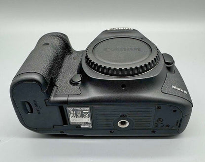 Canon EOS 5D Mark III 22.3 MP Digital SLR Camera