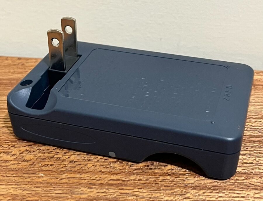 Canon PowerShot ELPH 100 HS / IXUS 115 HS 12.1MP Digital Camera