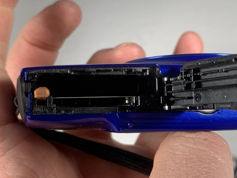 Canon PowerShot ELPH 190 IS 20.0 MP Digital Camera - Blue