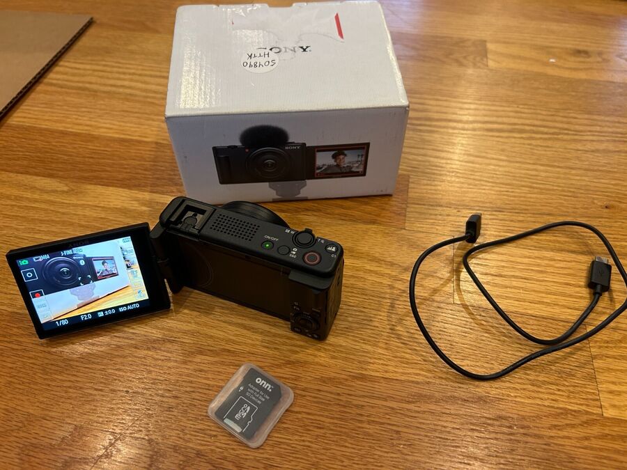 Sony ZV-1F Digital Vlog Camera Wide Angle Swivel-Screen w Memory Card