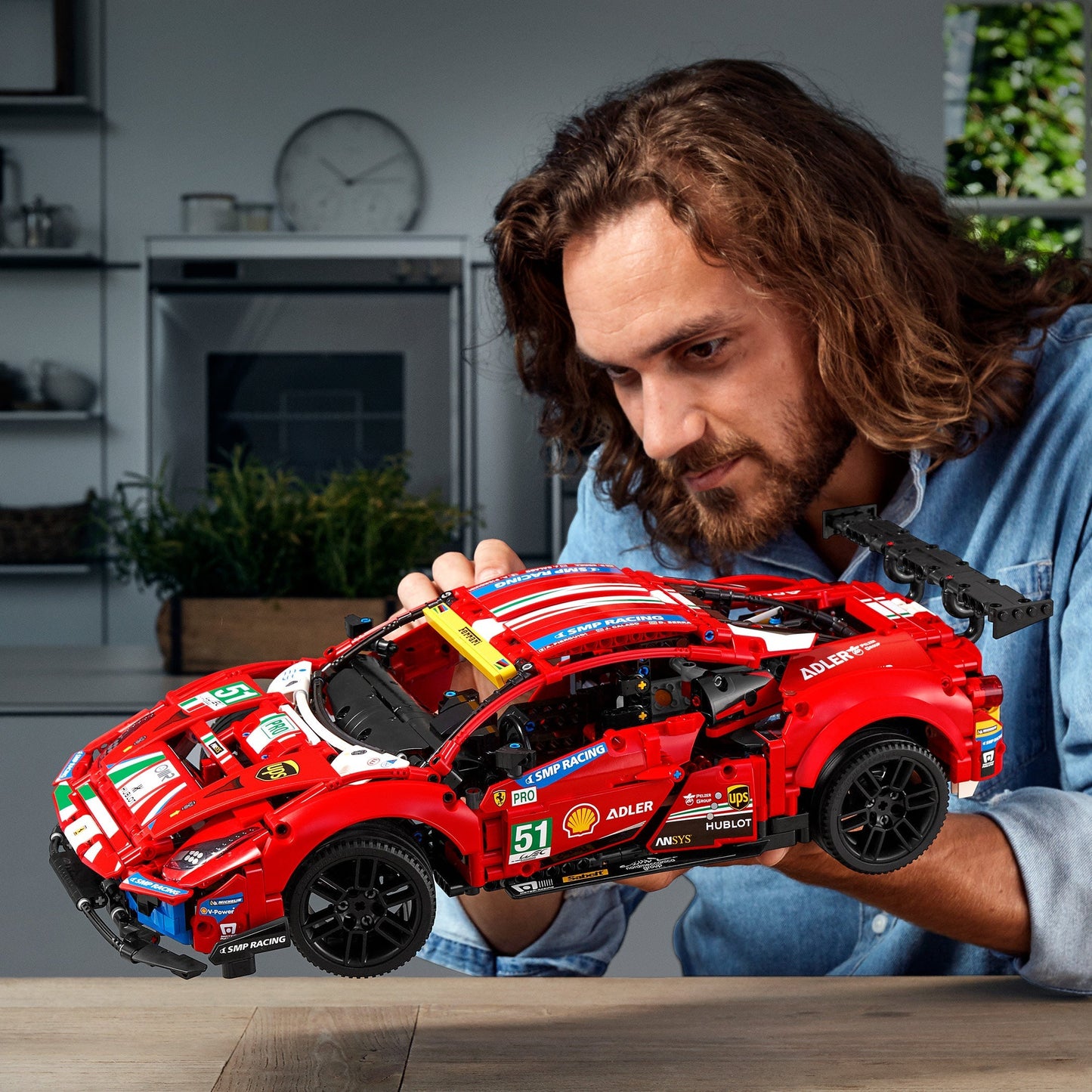 LEGO® Technic™ Ferrari 488 GTE “AF Corse #51”